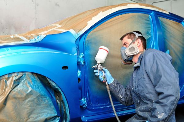 ¿Cómo pintar un coche?